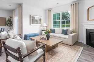 3011 Middle Creek Ln, Greensboro, NC 27405 - Photo 14