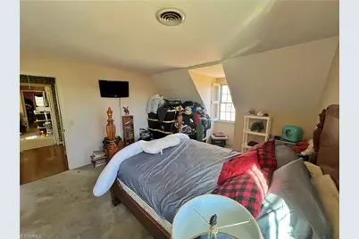 1089 Hillsdale Drive, Asheboro, NC 27203 - Photo 22