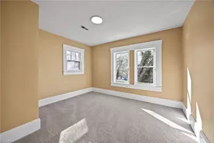 801 E Lexington Ave, High Point, NC 27262 - Photo 12