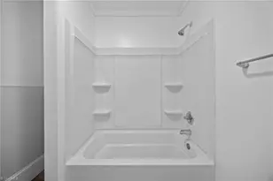 801 E Lexington Ave, High Point, NC 27262 - Photo 18