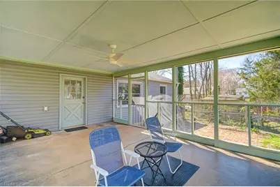 2229 Cherokee Lane, Winston-Salem, NC 27103 - Photo 30