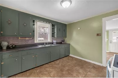 1006 Silver Avenue, Greensboro, NC 27403 - Photo 16