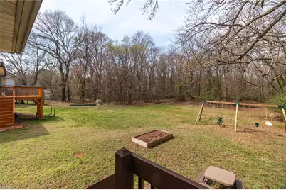 319 Avery Avenue, High Point, NC 27265 - Photo 18