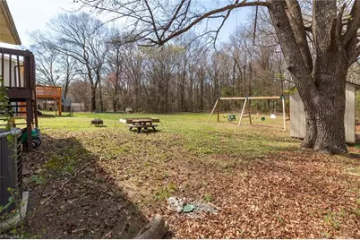 319 Avery Avenue, High Point, NC 27265 - Photo 16