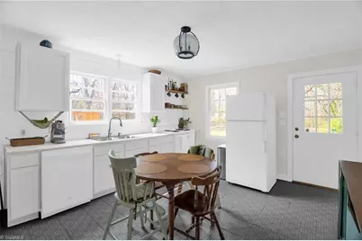 319 Avery Avenue, High Point, NC 27265 - Photo 6