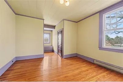 402 E Main Street, Boonville, NC 27011 - Photo 30