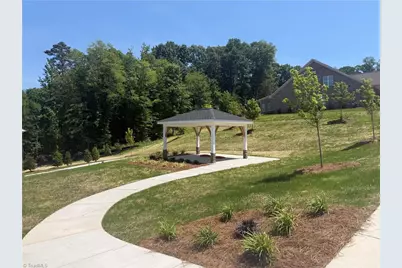2798 Monarch Way, Winston-Salem, NC 27106 - Photo 2