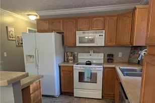 47 Peacock Ln, Sparta, NC 28675 - Photo 8