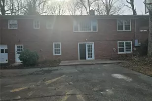 624 Brentwood Ct, Winston-Salem, NC 27104 - Photo 2