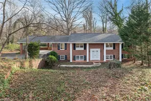 624 Brentwood Ct, Winston-Salem, NC 27104 - Photo 1