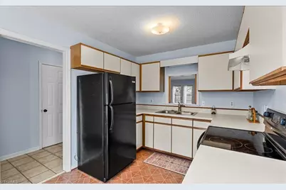 1449 Grantland Place, Greensboro, NC 27410 - Photo 4