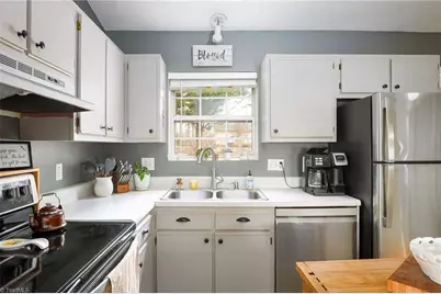 609 Ladford Lane, High Point, NC 27265 - Photo 12