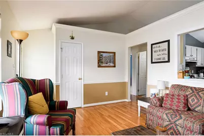 609 Ladford Lane, High Point, NC 27265 - Photo 8