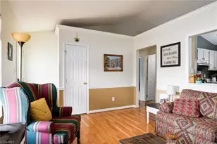 609 Ladford Ln, High Point, NC 27265 - Photo 8