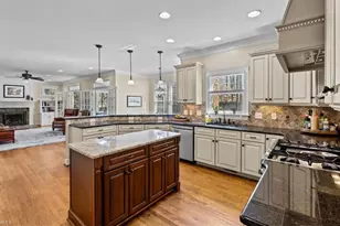 4102 Westmount Dr, Greensboro, NC 27410 - Photo 14