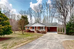 6919 E Holly Grove Rd, Thomasville, NC 27360 - Photo 4