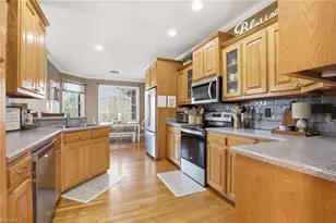 362 Mountain Shadows Dr, Purlear, NC 28665 - Photo 10