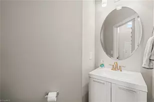 628 Beckwith Dr, Greensboro, NC 27410 - Photo 18