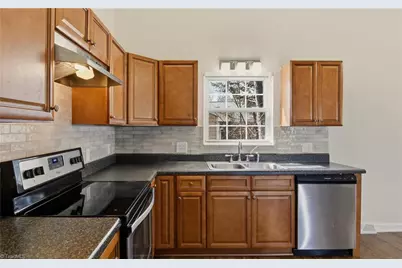 4217 Chilton Way, High Point, NC 27265 - Photo 16