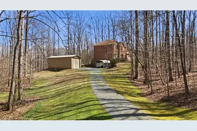 1100 Woodridge Lane, Yadkinville, NC 27055 - Photo 10