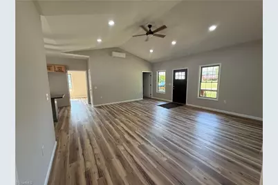 115 Blairfield Court, North Wilkesboro, NC 28659 - Photo 4