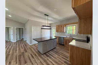 115 Blairfield Court, North Wilkesboro, NC 28659 - Photo 6