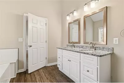 4336 Clovelly Drive, Greensboro, NC 27406 - Photo 18