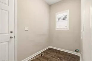 4336 Clovelly Dr, Greensboro, NC 27406 - Photo 30