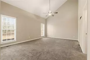 4336 Clovelly Dr, Greensboro, NC 27406 - Photo 14