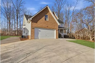 4336 Clovelly Drive, Greensboro, NC 27406 - Photo 2