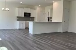 3518 Wilcox Ct, Greensboro, NC 27405 - Photo 4