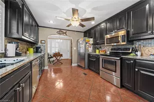 723 Haynes Rd, Thomasville, NC 27360 - Photo 4