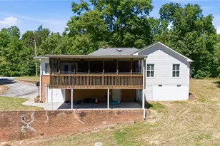 723 Haynes Rd, Thomasville, NC 27360 - Photo 6