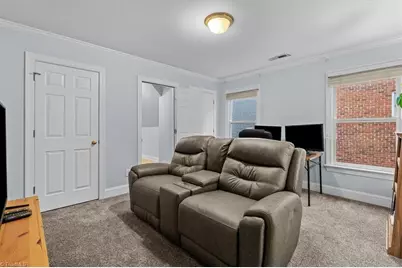 14 Checkerberry Square, Greensboro, NC 27455 - Photo 38