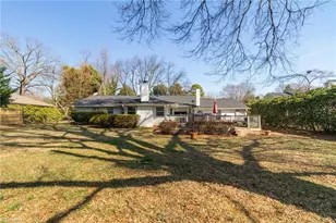 3917 W Friendly Ave, Greensboro, NC 27410 - Photo 28