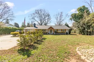 3917 W Friendly Ave, Greensboro, NC 27410 - Photo 2