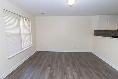 2205 Acorn Road, Greensboro, NC 27406 - Photo 4