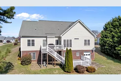 1055 Oxford Lane, King, NC 27021 - Photo 6