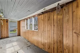 607 Thomas St, Reidsville, NC 27320 - Photo 30