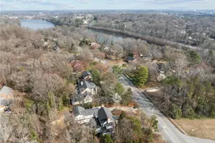 208 Willoughby Blvd, Greensboro, NC 27408 - Photo 50