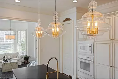 208 Willoughby Boulevard, Greensboro, NC 27408 - Photo 12