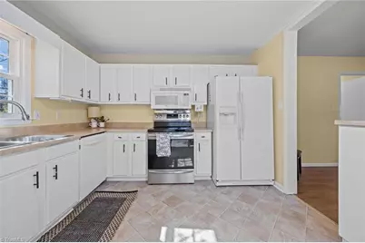 304 Eastway Lane, Graham, NC 27253 - Photo 10