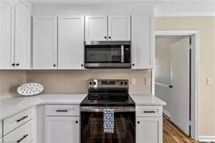 5404 Ropley Dr, Greensboro, NC 27455 - Photo 12