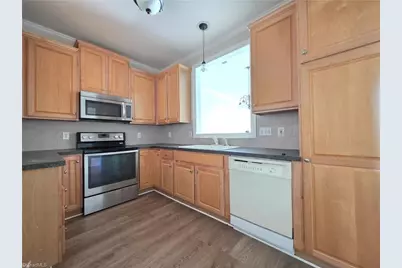 4293 Lumsden Lane, High Point, NC 27265 - Photo 8