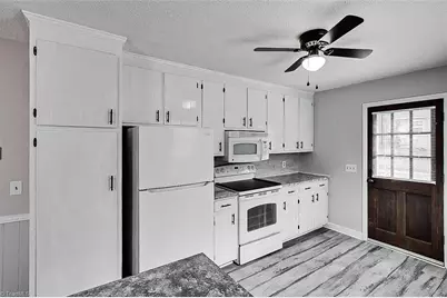 1349 Arabian Drive, Asheboro, NC 27205 - Photo 8