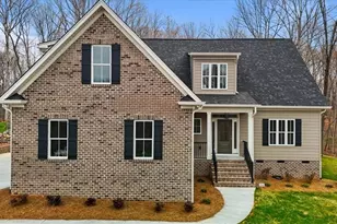 2442 Farmwood Ln, Asheboro, NC 27205 - Photo 2