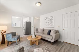 1222 Shelter Cove, Winston-Salem, NC 27104 - Photo 10