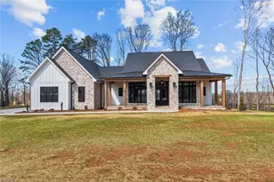 765 Golf Course Rd, Pilot Mountain, NC 27041 - Photo 1