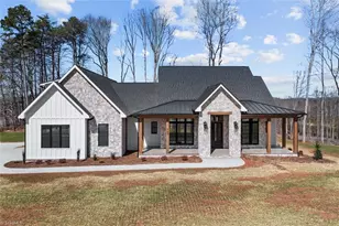 765 Golf Course Rd, Pilot Mountain, NC 27041 - Photo 46