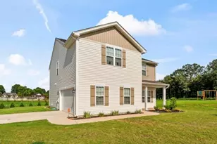 121 Asbury Pl, Lexington, NC 27295 - Photo 2